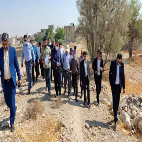 مرتفع ساختن مشکلات مسکن و اراضی لامرد و مهر؛ در دستور کار مقامات کشوری